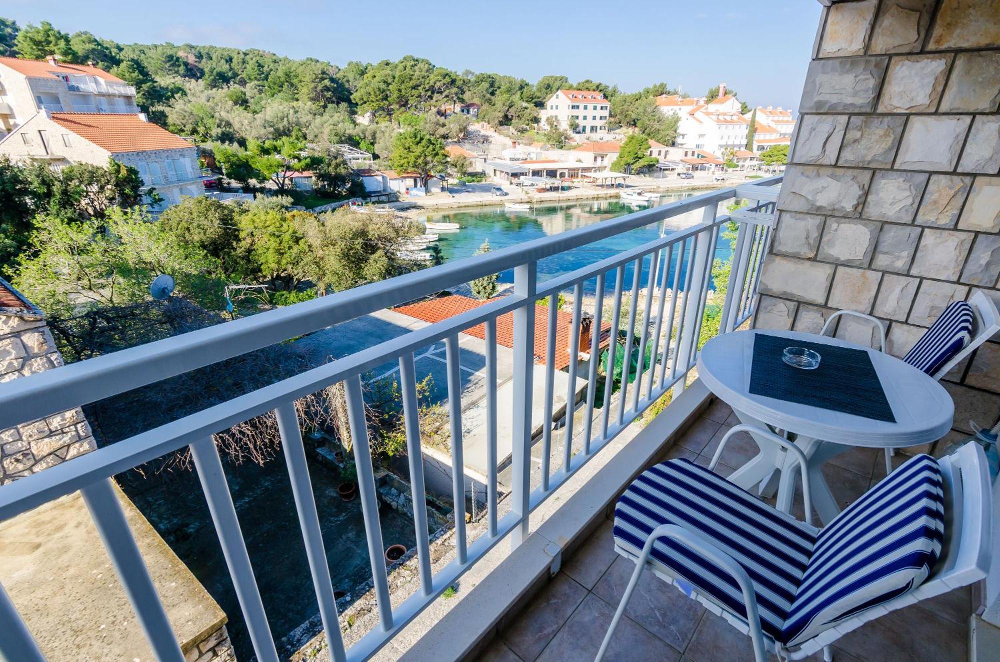 Apartments Lorena Mljet Pomena Exteriér fotografie